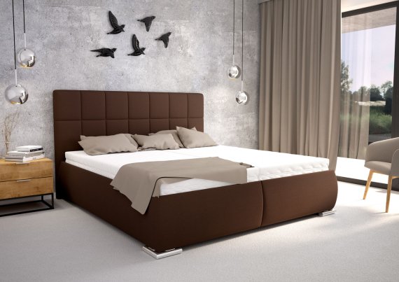 Dvoulůžko Sanza v rozměru 180x200 cm, v potahu Savoy 25 Choco, interiér