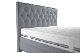 Dvoulůžko Kerstin v rozměru 180x200 cm, v potahu Riviera 80, detail čela