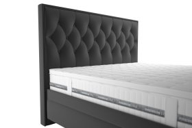 Dvoulůžko Kerstin v rozměru 180x200 cm, v potahu Riviera 95, detail čela