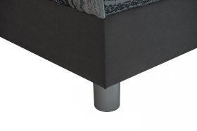 Marta, látky Baleri 785-3 a Salina 4005, detail nohy