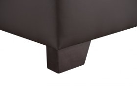 Dvoulůžko Quarto v rozměru 180x200 cm, v potahu Loft Brown a Aston 4, detail nožičky 