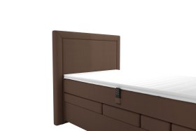 Boxspring Margo v rozměru 100x200 cm, v potahu Enjoy 4 Brown, detail čela