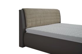Dvoulůžko Durango v rozměru 180x200 cm, v potahu Loft Coffee a Enjoy 2 Camel, detail čela 