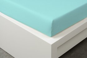 DeLuxe prostěradlo, mintová barva, detail natažení na matraci